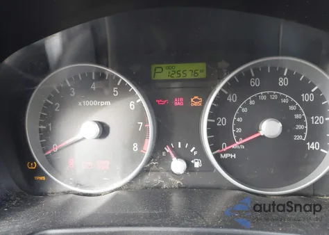 2009 Hyundai Accent Gs z USA, uszkodzony, nr VIN KMHCM36C59U132483